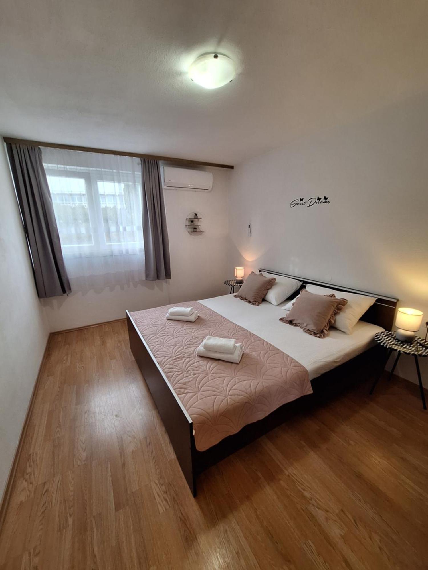 Apartment Banovac Split Bagian luar foto